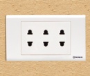 Ổ cắm ba 2 chấu